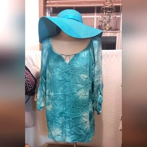 2 pc woman Top & Sunhat